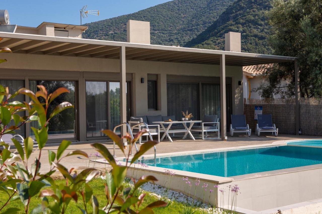 Averto Villas With Private Pool Nydri  Exteriér fotografie